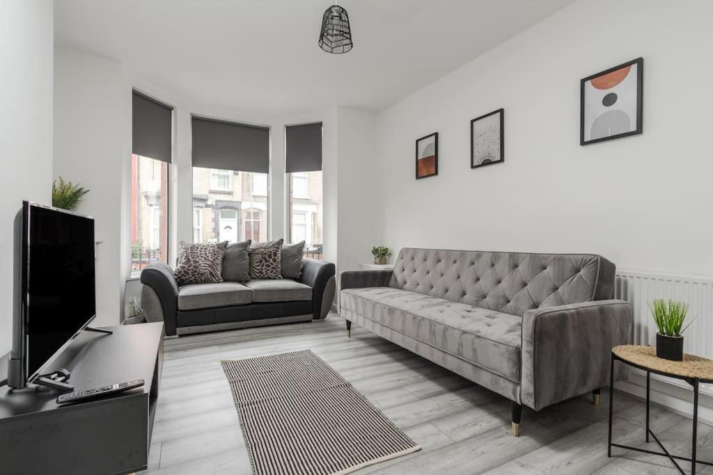Liverpool 3 Bed House Exterior photo